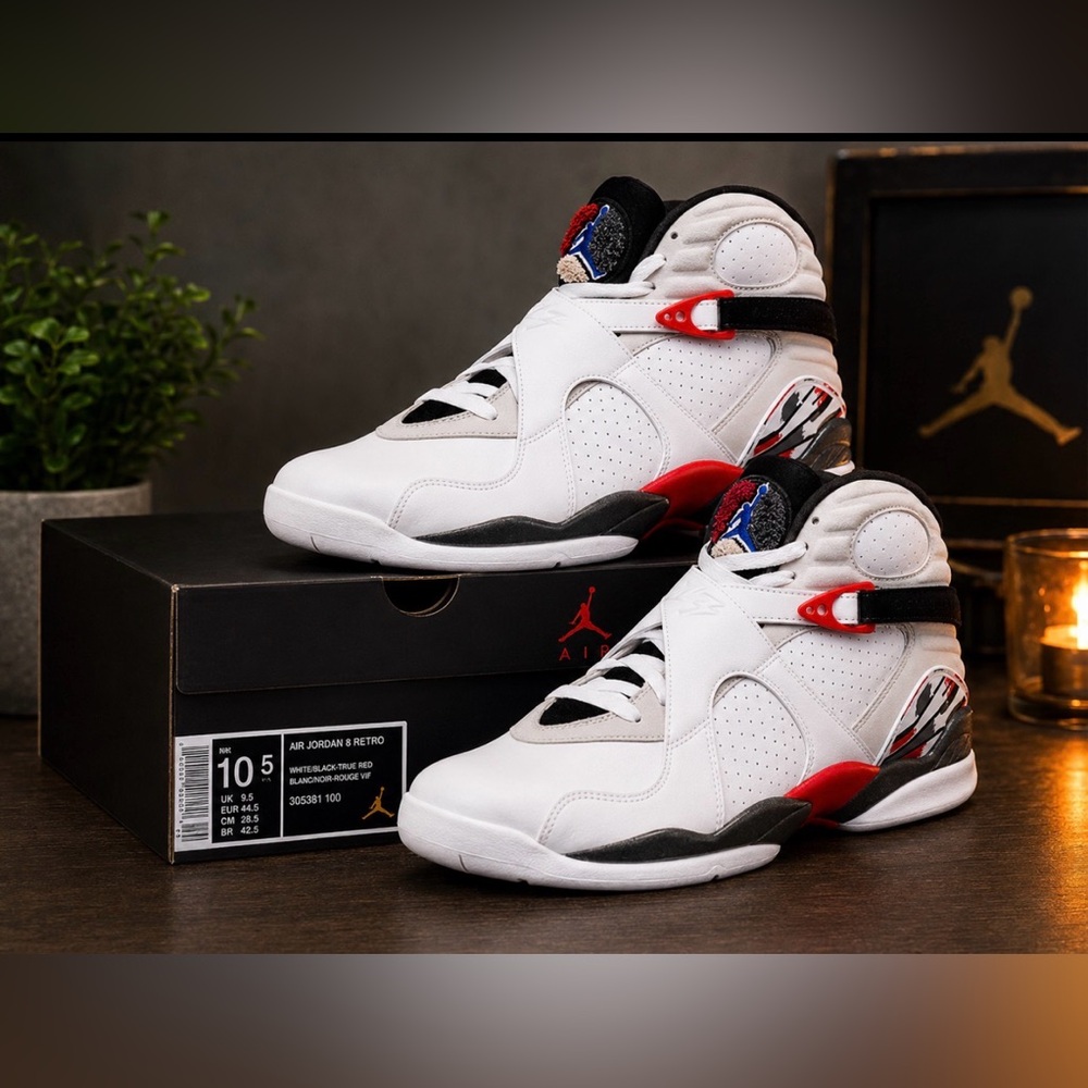 NWT Air Jordan 8 “Bugs Bumny” Size 10.5